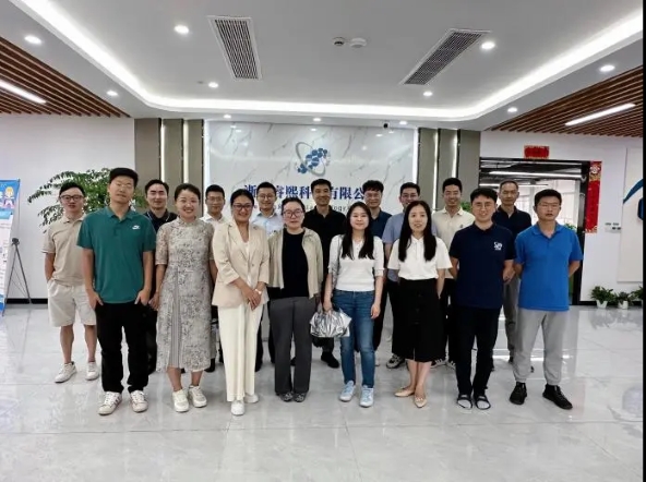 珠海麒麟中學(xué)報告廳聲光視訊系統(tǒng)整體解決方案